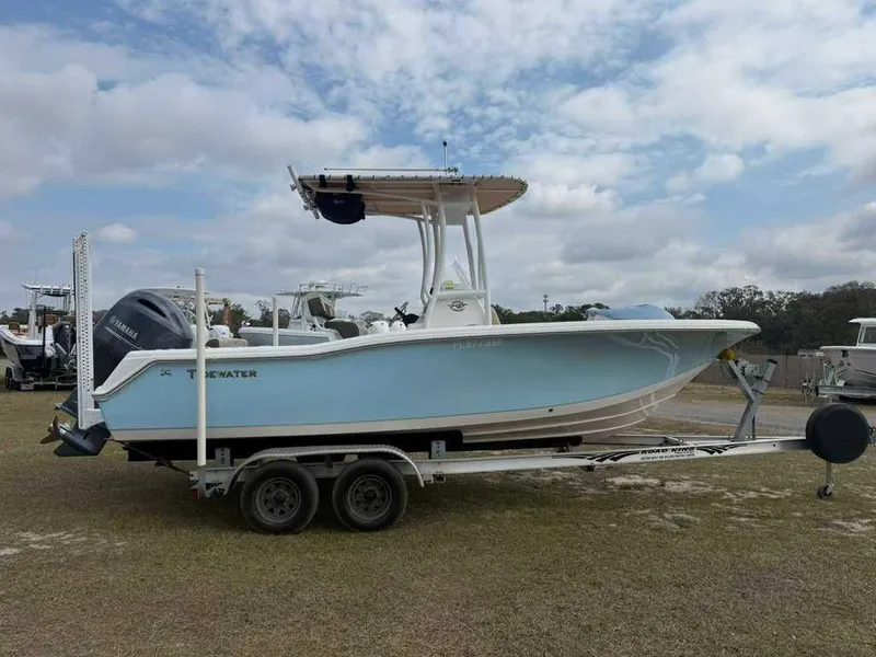 Slide: The Image of Tidewater 210 Adventure 2020 - 3