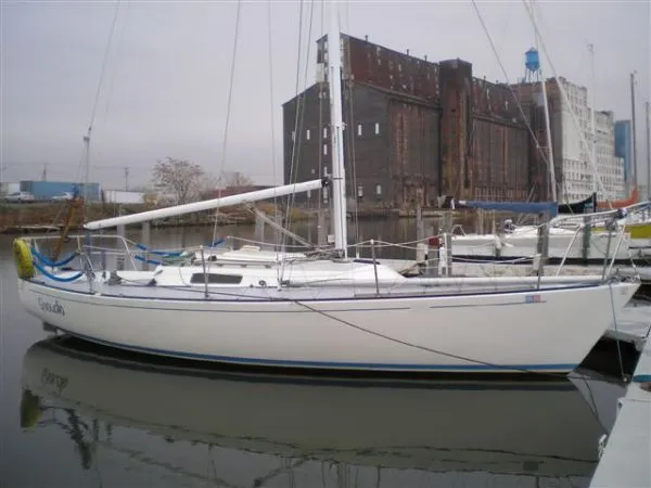 Slide: The Image of J Boats J/29 1983 - 0