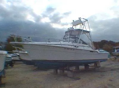 Slide: The Image of Luhrs / Alura 27 SF 1988 - 0