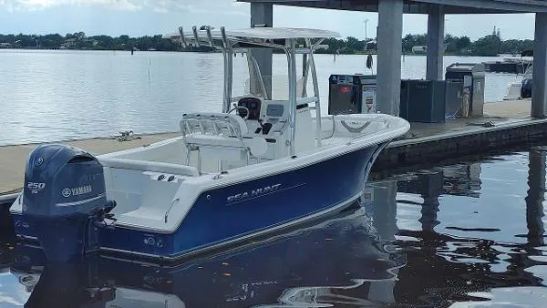 Slide: The Image of Sea Hunt Ultra 234 2012 - 4