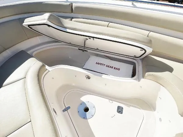 Slide: The Image of Pursuit ST 310 Sport 2015 - 7