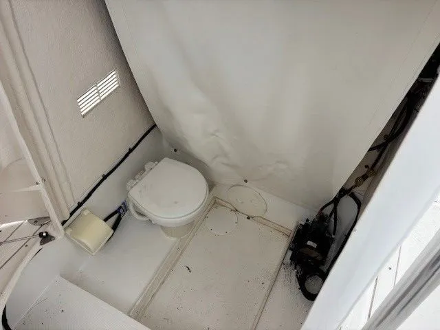 Slide: The Image of Stamas 250 Tarpon 2006 - 12