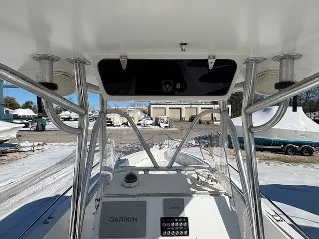 Slide: The Image of Stamas 250 Tarpon 2006 - 7