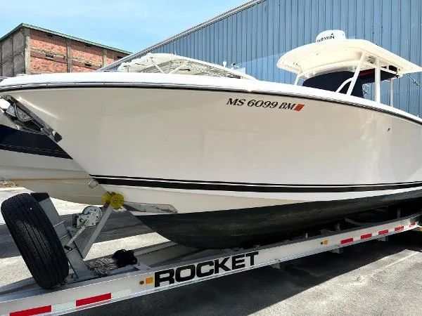 Slide: The Image of Pursuit 310 Center Console 2015 - 5