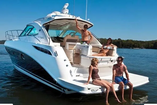Slide: The Image of Sea Ray 410 Sundancer 2014 - 7