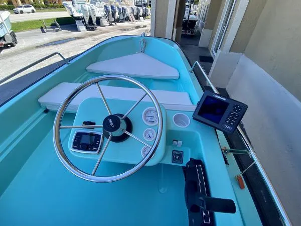 Slide: The Image of Boston Whaler 15 SS 1994 - 3