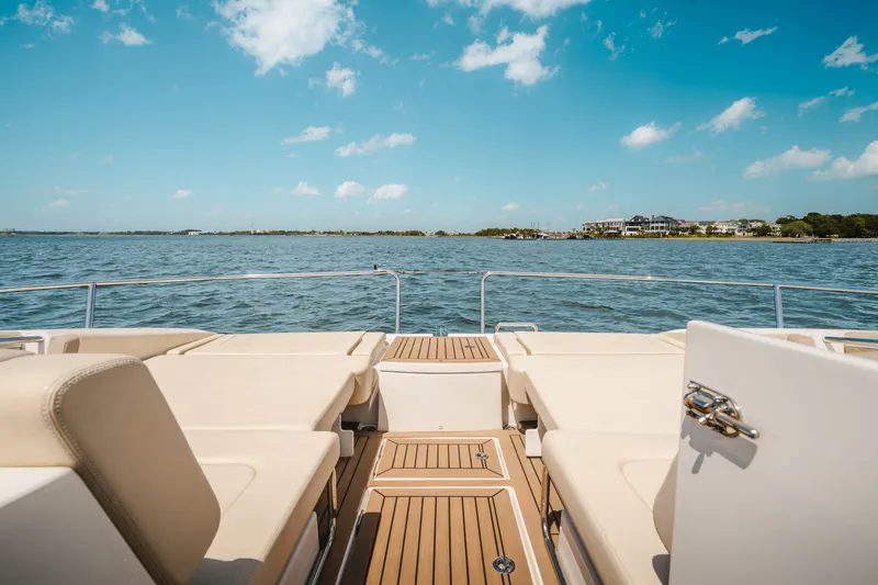 Slide: The Image of Aquila 36 Sport 2023 - 10