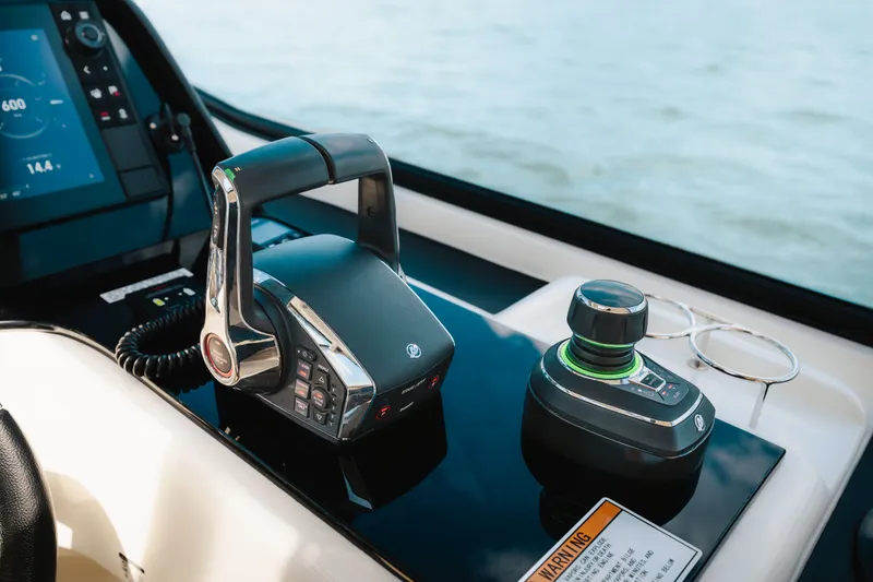 Slide: The Image of Aquila 36 Sport 2023 - 14