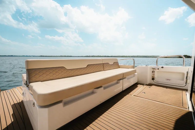 Slide: The Image of Aquila 36 Sport 2023 - 20