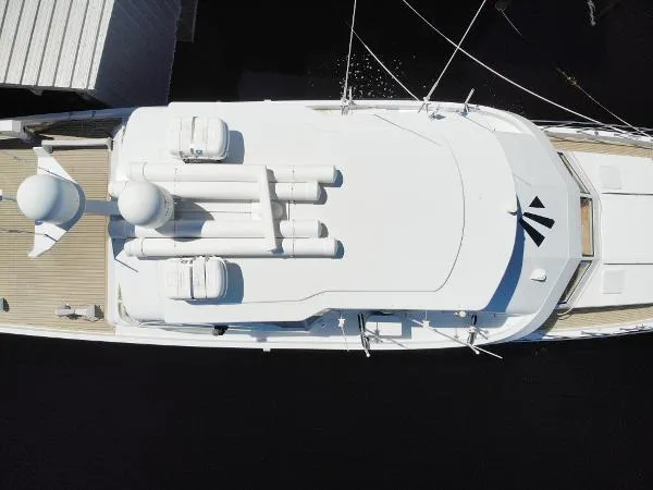 Slide: The Image of Hatteras 74' MOTORYACHT 1999 - 7