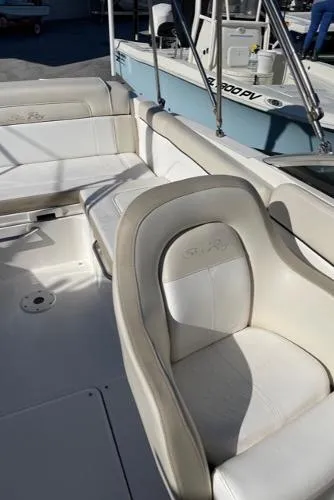 Slide: The Image of Sea Ray 260 Sundeck 2013 - 10