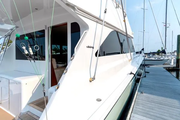 Slide: The Image of Viking 55 Convertible 2000 - 9