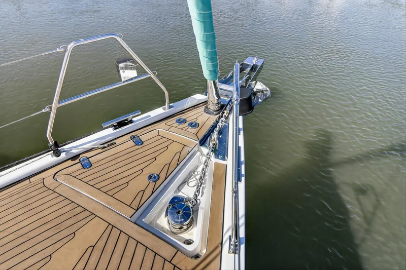 Slide: The Image of Southerly 420 foredeck and anchor windlass - 10