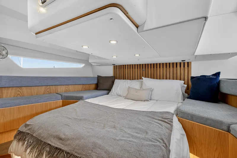 Slide: The Image of Southerly 420 aft cabin - 38