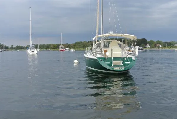 Slide: The Image of Catalina 36 MkII 2005 - 4