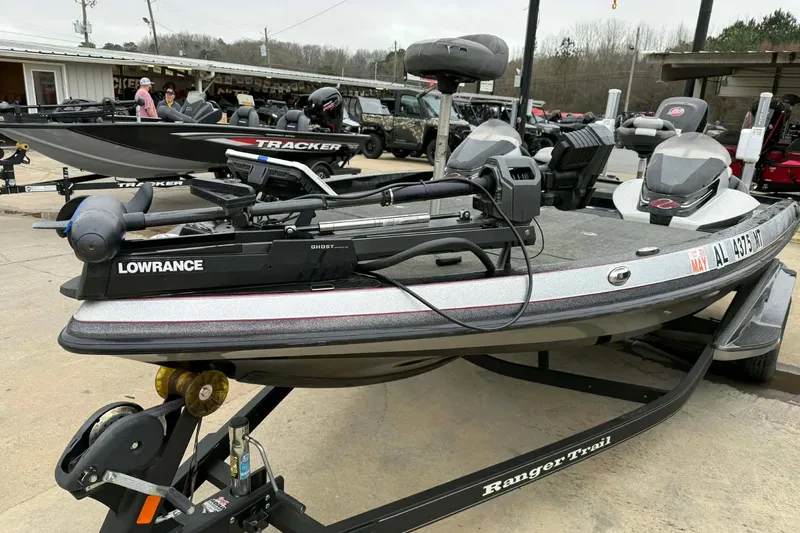 Slide: The Image of 2015 Ranger Z118 Comanche fishing boat with Lowrance equipment on trailer. - 4