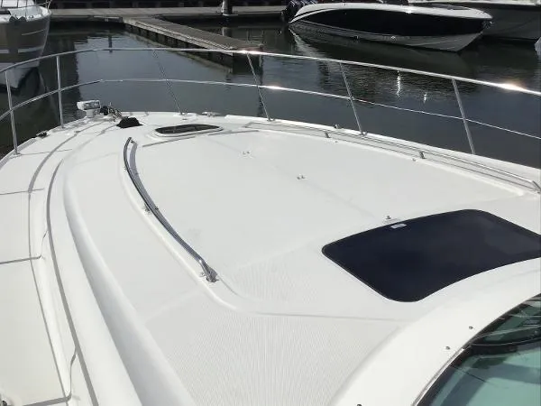 Slide: The Image of Sea Ray 50 SUNDANCER 2011 - 3