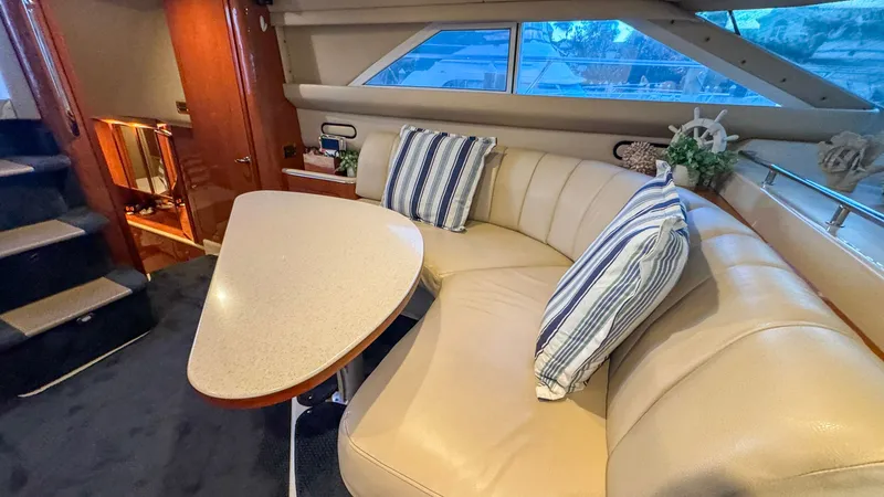 Slide: The Image of Raised Dinette - 25