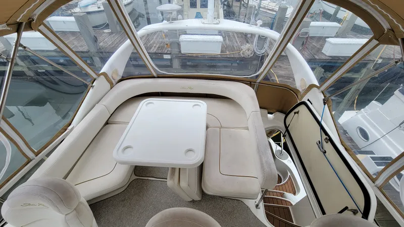 Slide: The Image of Sea Ray 400 Sedan Bridge 2000 - 11