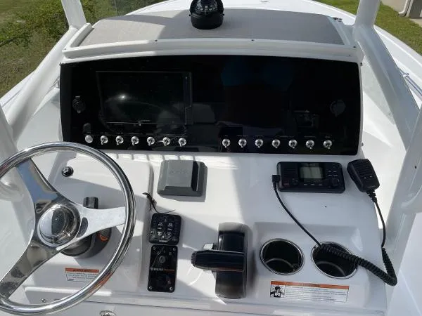 Slide: The Image of Sportsman Open 212 Center Console 2020 - 7
