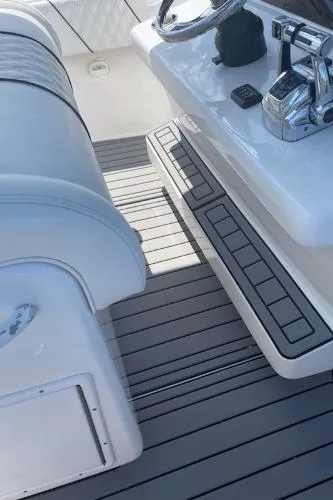 Slide: The Image of Sea Hunter 37 FS Center Console 2012 - 9
