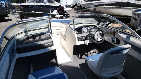 Slide: The Image of Bayliner 185BR 2013 - 10