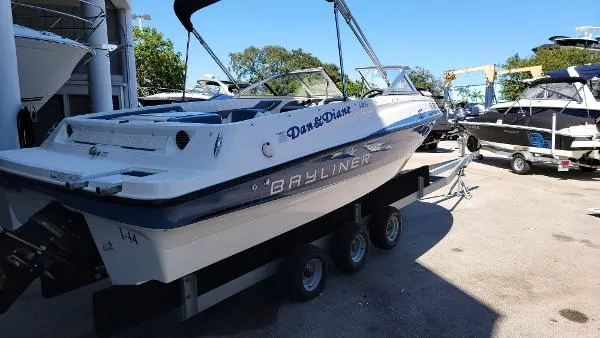Slide: The Image of Bayliner 185BR 2013 - 3