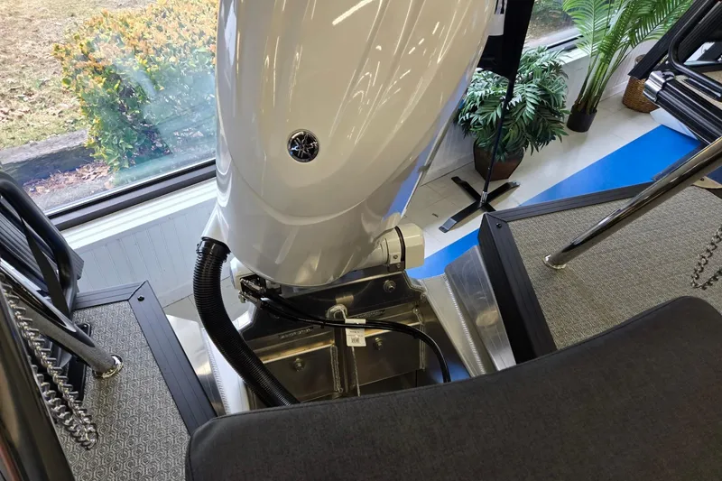 Slide: The Image of Evotti 521CS 2026 model, showcasing sleek design and advanced engineering indoors. - 28