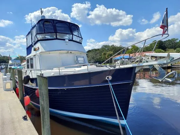 Slide: The Image of Grand Banks 46 Classic 1989 - 1