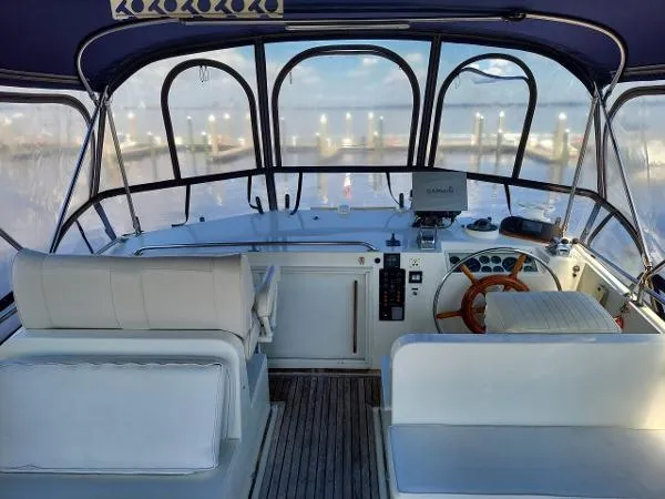 Slide: The Image of Grand Banks 46 Classic 1989 - 2