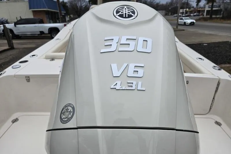 Slide: The Image of 2026 Grady-White Fisherman 236 with Yamaha 350 V6 4.3L engine. - 5
