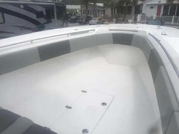 Slide: The Image of Cape Horn Yachts 32 T 2019 - 2
