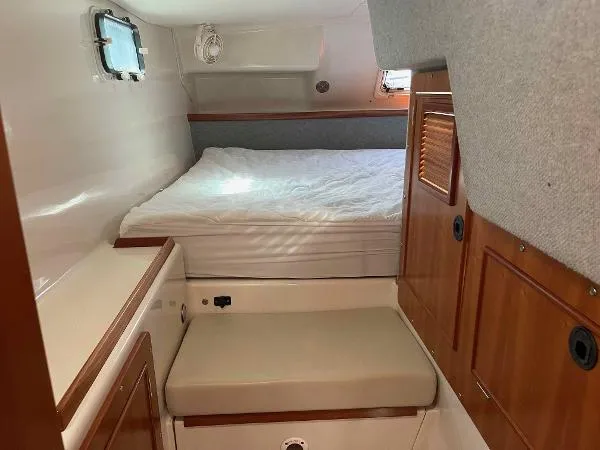 Slide: The Image of PDQ 34 Power Catamaran 2005 - 3