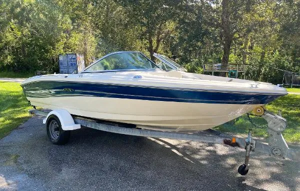 Slide: The Image of Sea Ray 185 Sport 2004 - 0