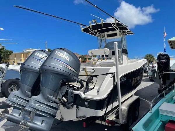 Slide: The Image of Seaswirl 2601 Center Console O/B 2008 - 7