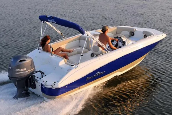 Slide: The Image of NauticStar 203SC Sport Deck 2017 - 6