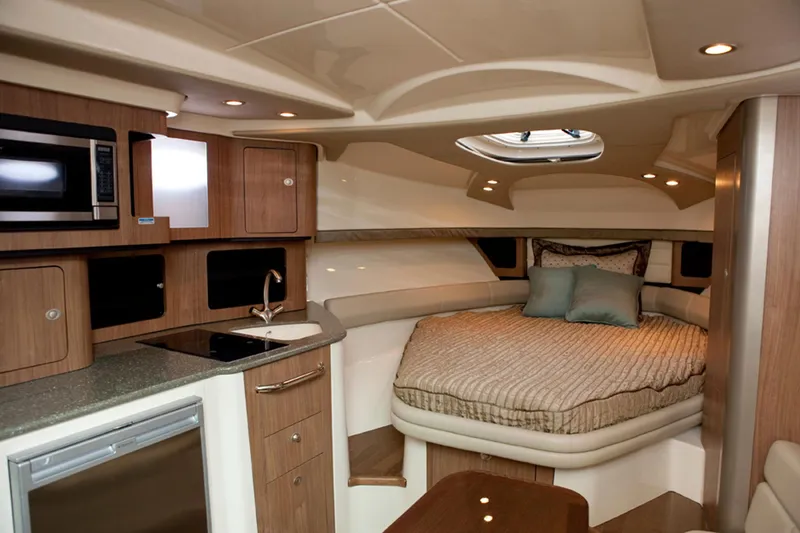 Slide: The Image of Boston Whaler 345 Conquest 2013 - 10