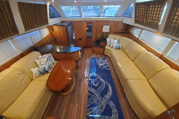 Slide: The Image of Carver Yachts 396 Aft Cabin 2001 - 10