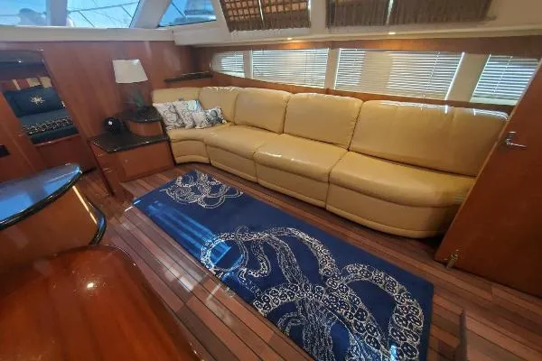 Slide: The Image of Carver Yachts 396 Aft Cabin 2001 - 11