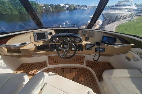Slide: The Image of Carver Yachts 396 Aft Cabin 2001 - 5