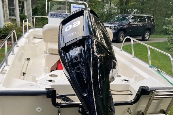 Slide: The Image of Boston Whaler 150 Montauk 2021 - 1