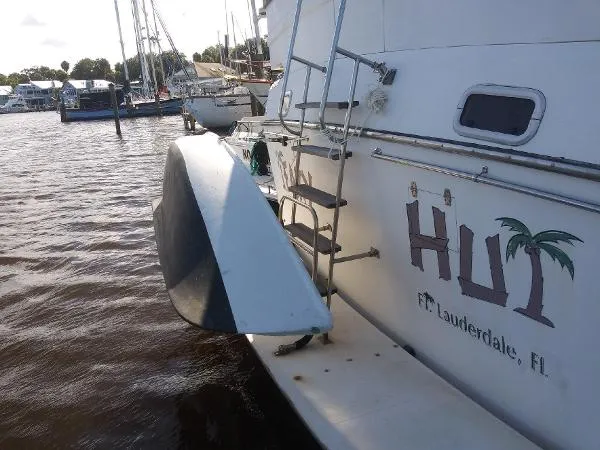 Slide: The Image of Heritage East Sundeck Trawler 1989 - 6