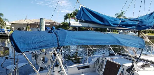 Slide: The Image of Catalina 28 MkII 1997 - 10