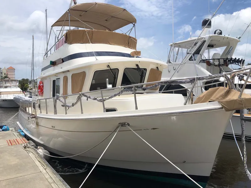 Slide: The Image of Selene 36 Trawler 2004 - 1