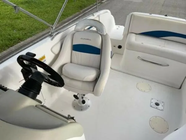 Slide: The Image of Chaparral 252 Sunesta 2001 - 9