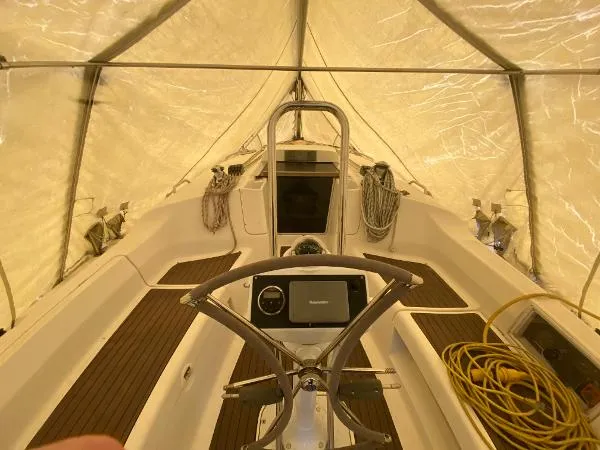 Slide: The Image of Hunter 38 2007 - 6