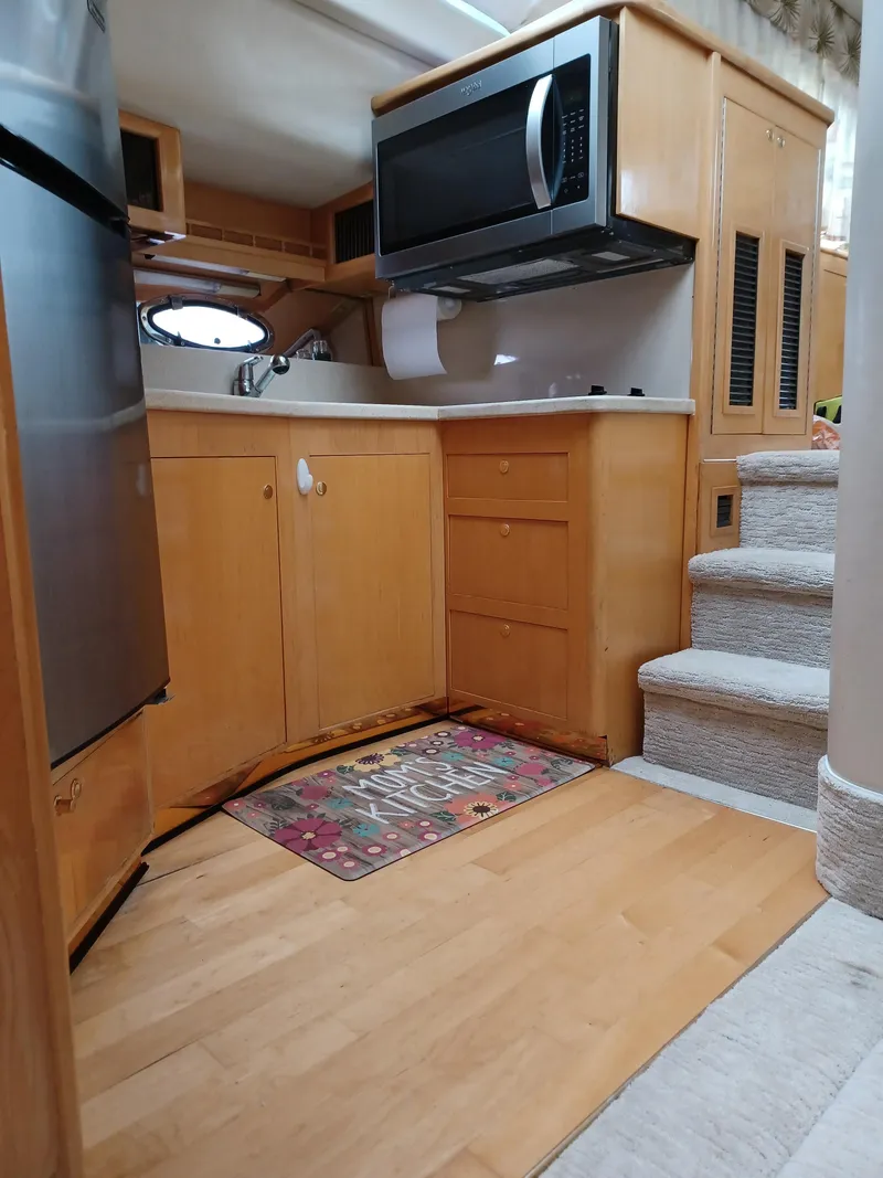 Slide: The Image of Jefferson 4300 International 2000 - 11