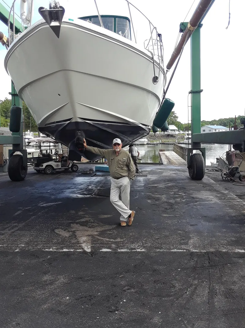 Slide: The Image of Jefferson 4300 International 2000 - 4