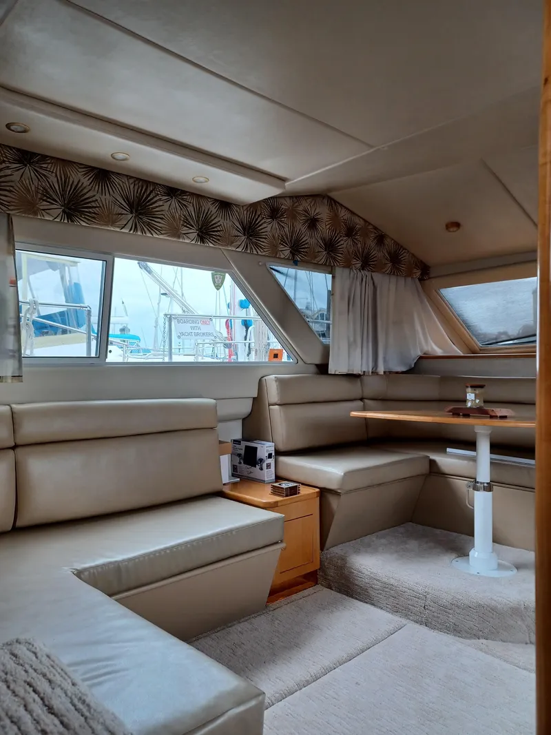 Slide: The Image of Jefferson 4300 International 2000 - 7