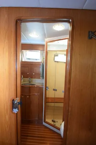 Slide: The Image of Grand Alaskan 64 Pilothouse 1999 - 10